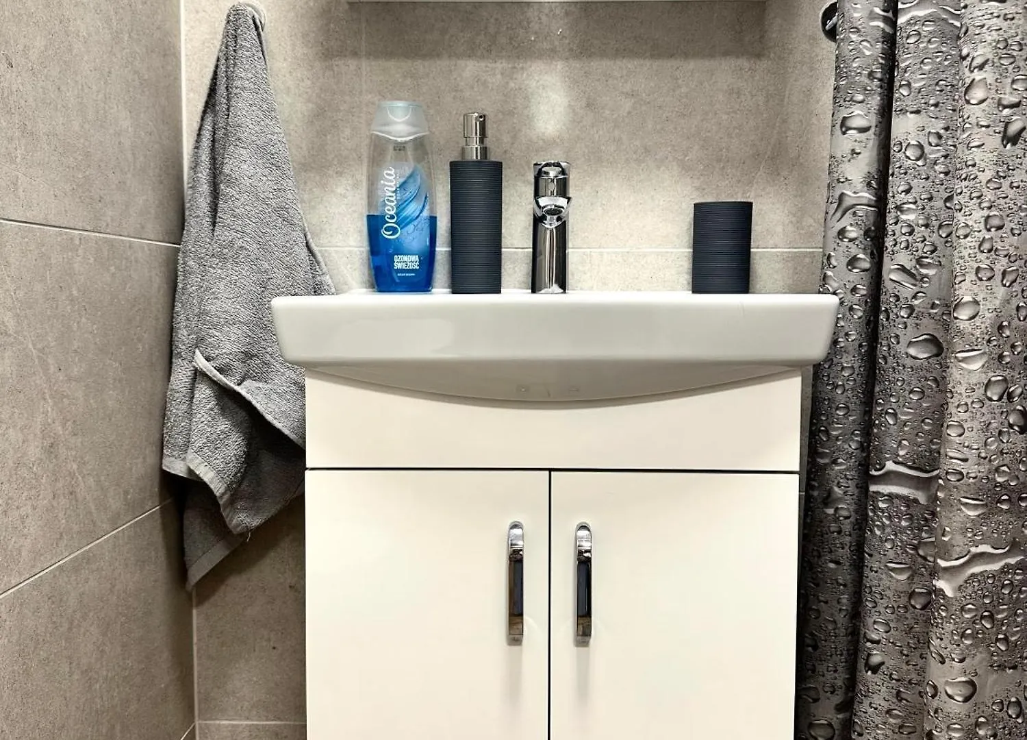 Zarembowicza Apt 37 - Self Check-In 20H - Parking &Lift Wrocław