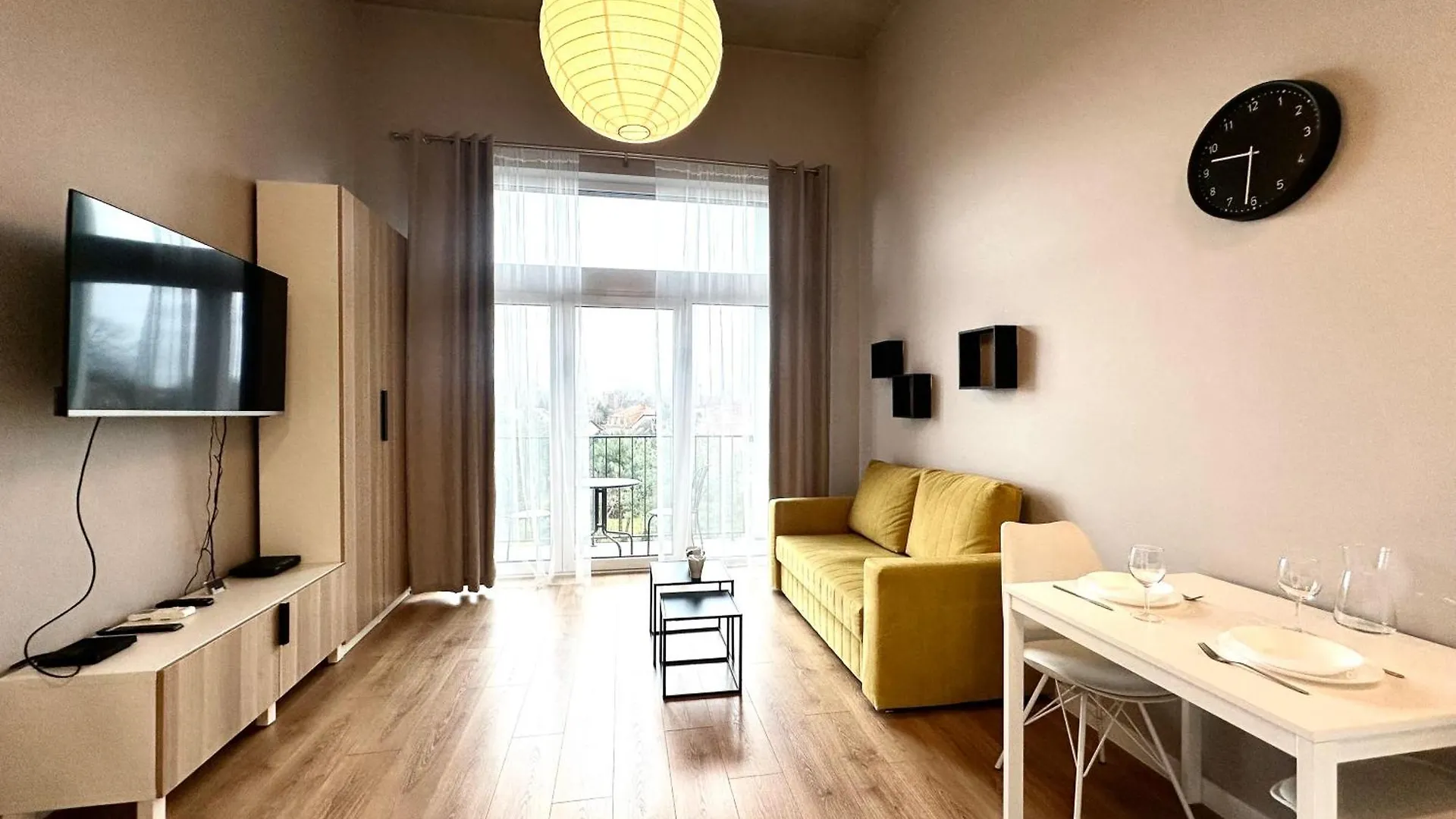 Zarembowicza Apt 37 - Self Check-In 20H - Parking &Lift Wrocław Apartamento