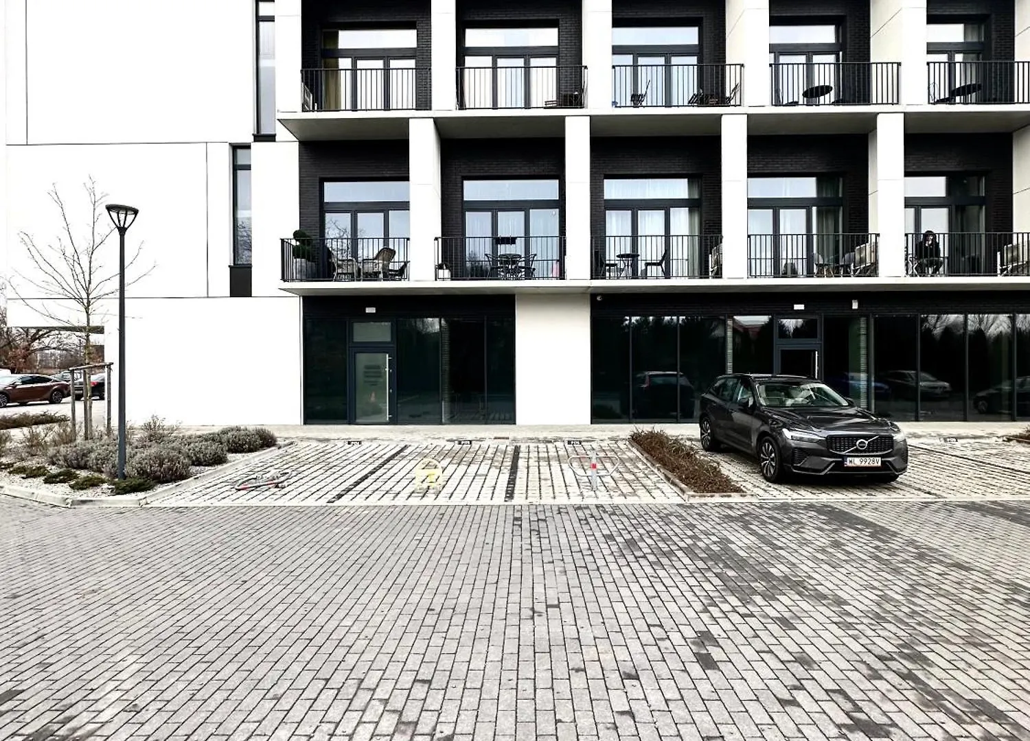 Zarembowicza Apt 37 - Self Check-In 20H - Parking &Lift Wrocław 0*,