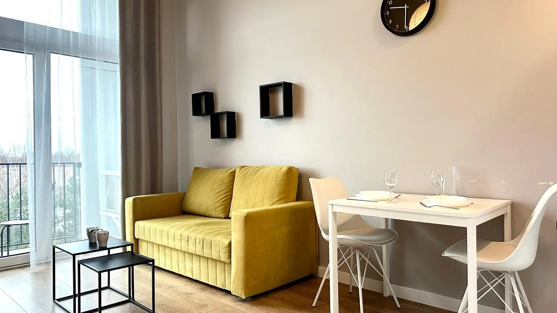 Zarembowicza Apt 37 - Self Check-In 20H - Parking &Lift Wrocław Polónia