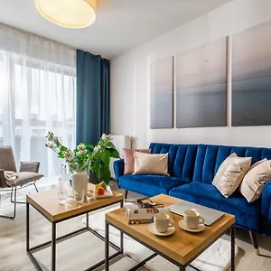 Deluxe By The Railway Station - Parking W Cenie Wrocław